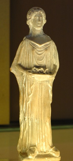 peplos-antyczna-hellada-starozytna-grecja-odziez-ubranie